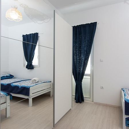 Lux Apartman S Pogledom Na More Trogir Eksteriør bilde